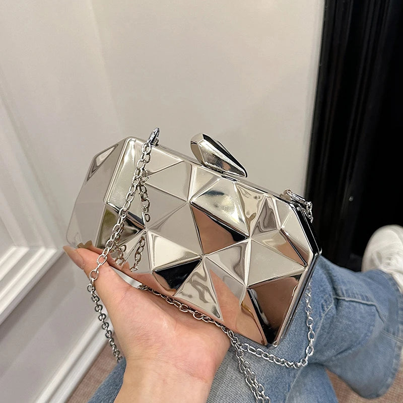 CHIC GLAM CLUTCH BAG